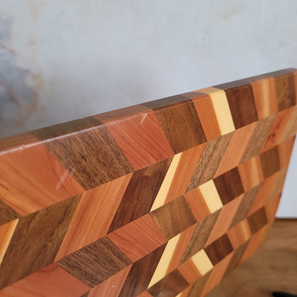 SOLD Checkered Clipboard - Herringbone Design - Approx 6x9 - Picture 10 of 12